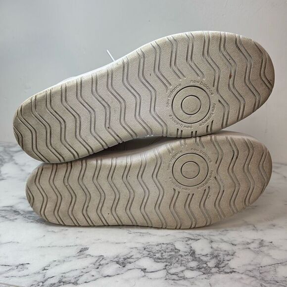 New Balance CT302 Platform Tennis Shoes Sneakers 8.5 - Picture 6 of 7